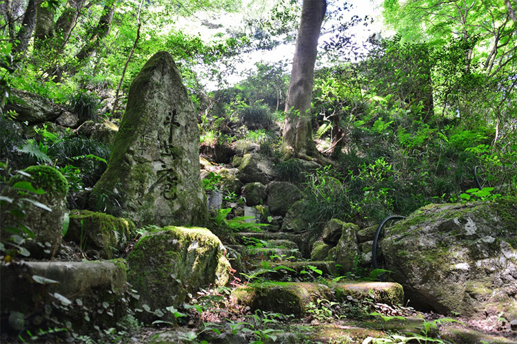 荒川豊蔵資料館１